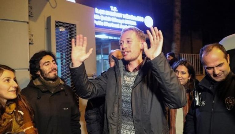 ماكس زيرنجاست الطالب النمساوي المحتجز في تركيا - الفرنسية