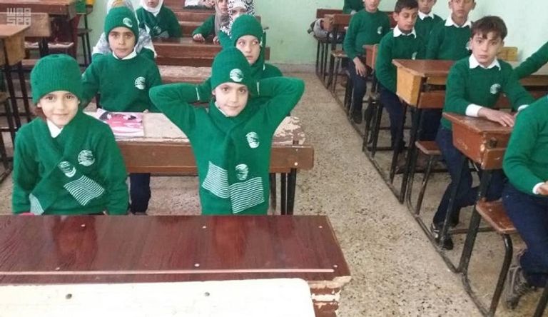 ملابس شتوية من "سلمان للإغاثة" لطلاب سوريين مساعدات مقدمة لأطفال سوريين