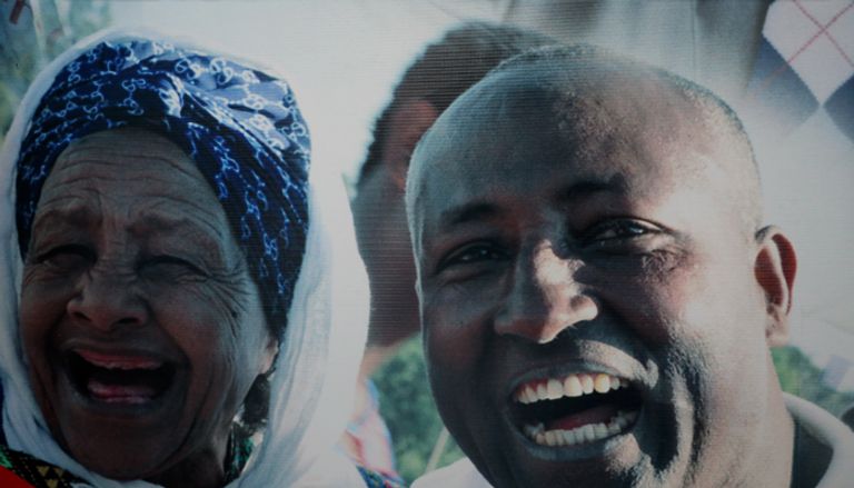 الإثيوبي بلاتشوا جيرما صاحب الرقم القياسي لأطول ضحكة