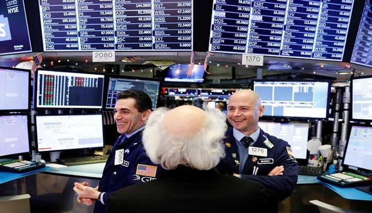 الأسهم الأمريكية تفتح مرتفعة بعد هبوط لأربع جلسات - رويترز