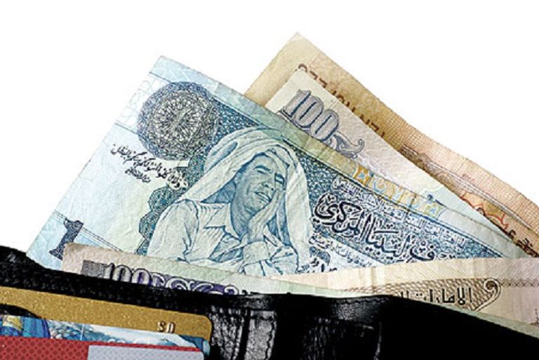 إجراءات ليبية لاستعادة الأموال المنهوبة 