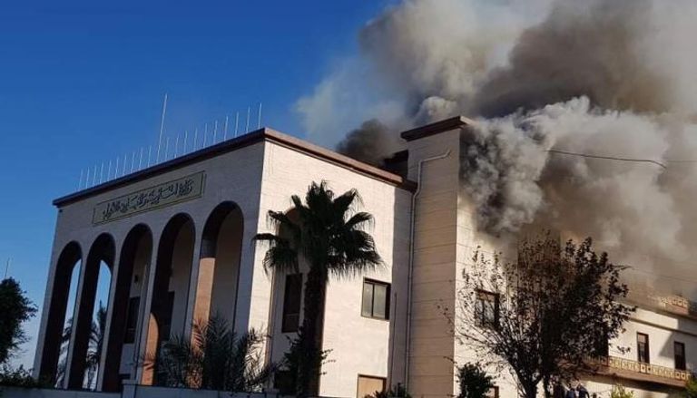 تفجير وزارة الخارجية الليبية