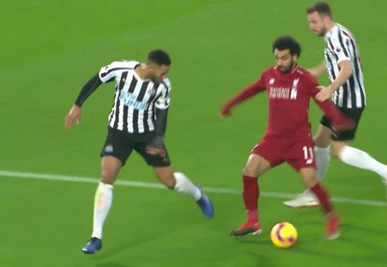 سقوط محمد صلاح أمام نيوكاسل محمد صلاح نجم ليفربول