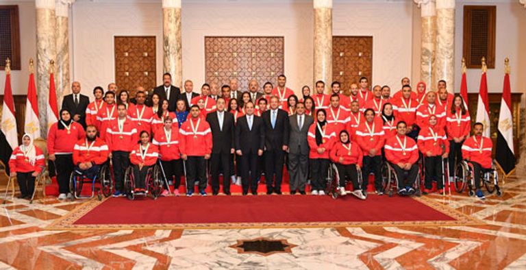 جانب من اهتمام الرئيس المصري بأصحاب الهمم