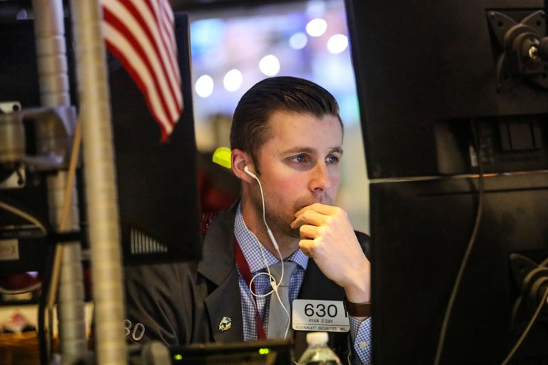 انخفاض حاد للأسهم الأمريكية