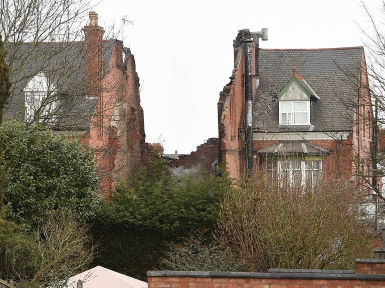 إدانة 3 رجال في بريطانيا بقتل 5 أشخاص بتفجير للاحتيال على شركة التأمين