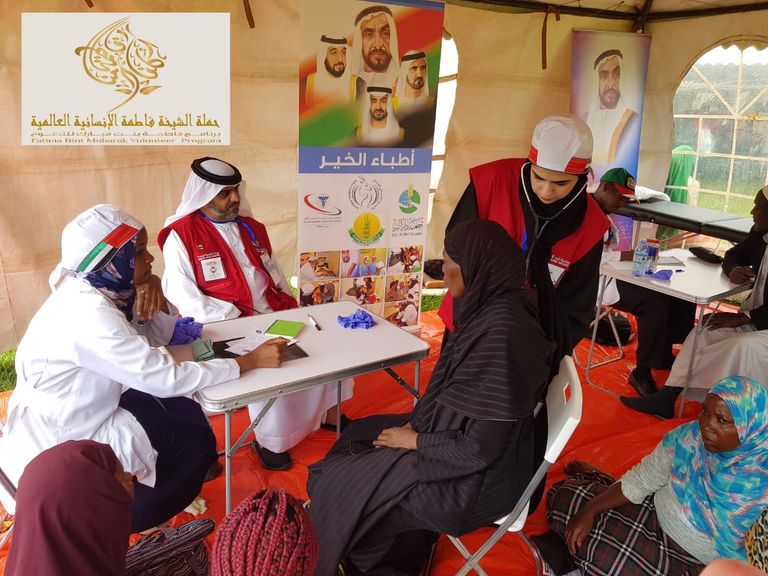 أطباء الإمارات ينجحون في علاج مليون امرأة وطفل في عام زايد