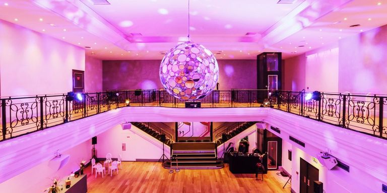 وجهات سياحية لقضاء رأس السنة في باريس