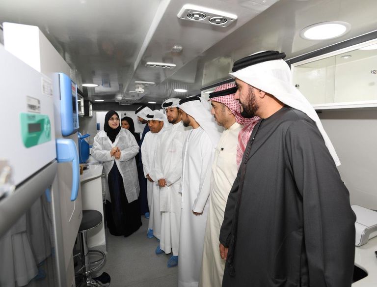 بلدية دبي تدشن المختبر المتنقل الذكي لفحص الأغذية في القرية العالمية