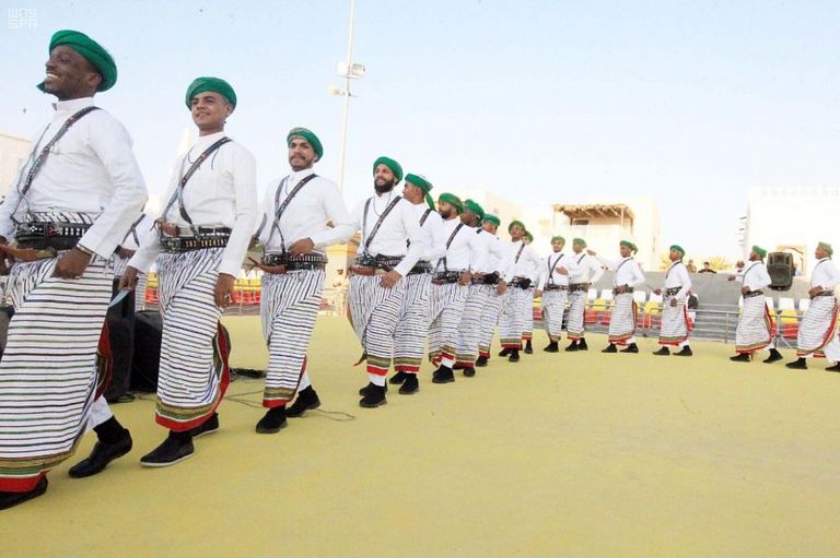 مهرجان الجنادرية يتيح لزواره جولة في أنحاء المملكة خلال 3 ساعات