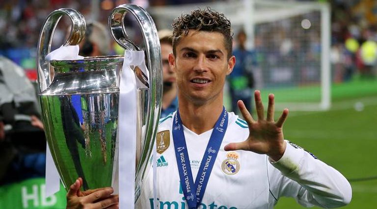 كريستيانو رونالدو مهاجم يوفنتوس