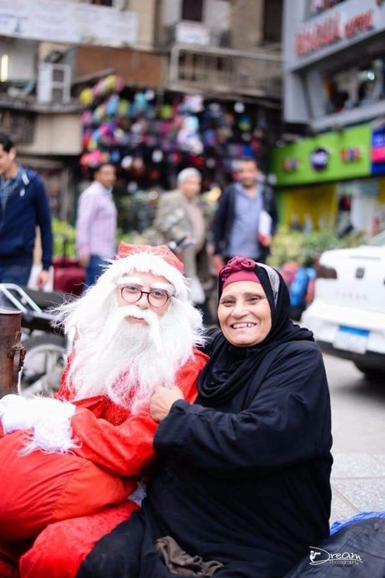 بابا نويل في شوارع مصر