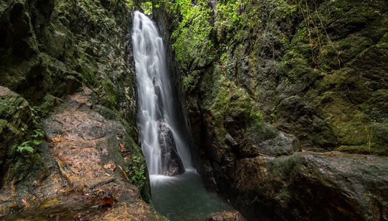 شلال بانغ باي Bang Pae Waterfall السياحة في بوكيت تايلاند تتوفر لها طبيعة ساحرة