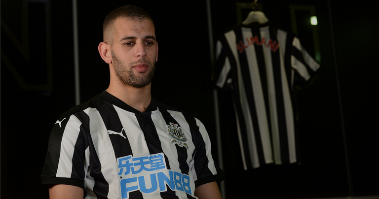 رفائيل بنيتيز المدير الفني لنيوكاسل يونايتد