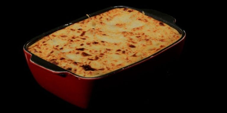 مكرونة بشاميل بالسبانخ والدجاج