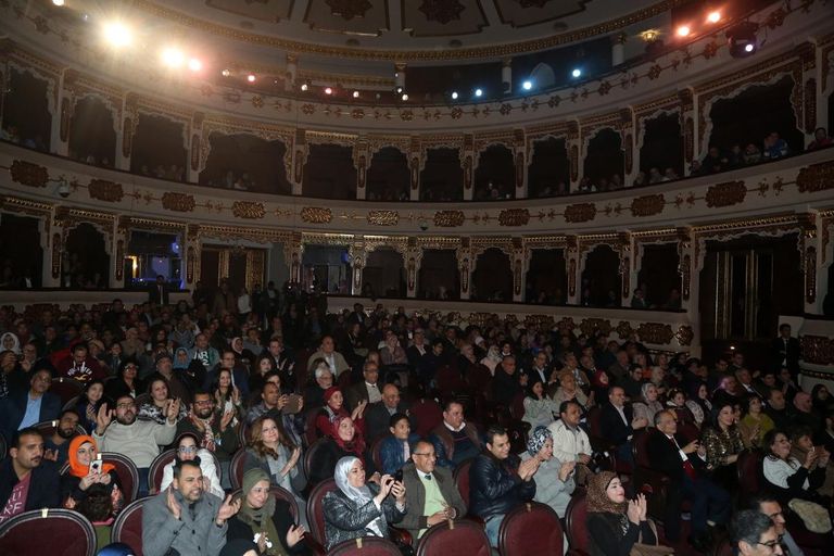 حضور لافت على أولى ليالي "اضحك لما تموت" اضحك لما تموت