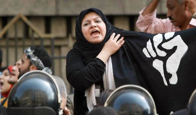 أسماء محفوظ من أعضاء 6 أبريل قبضة التدمير الملعونة باتت شعارا إيرانيا