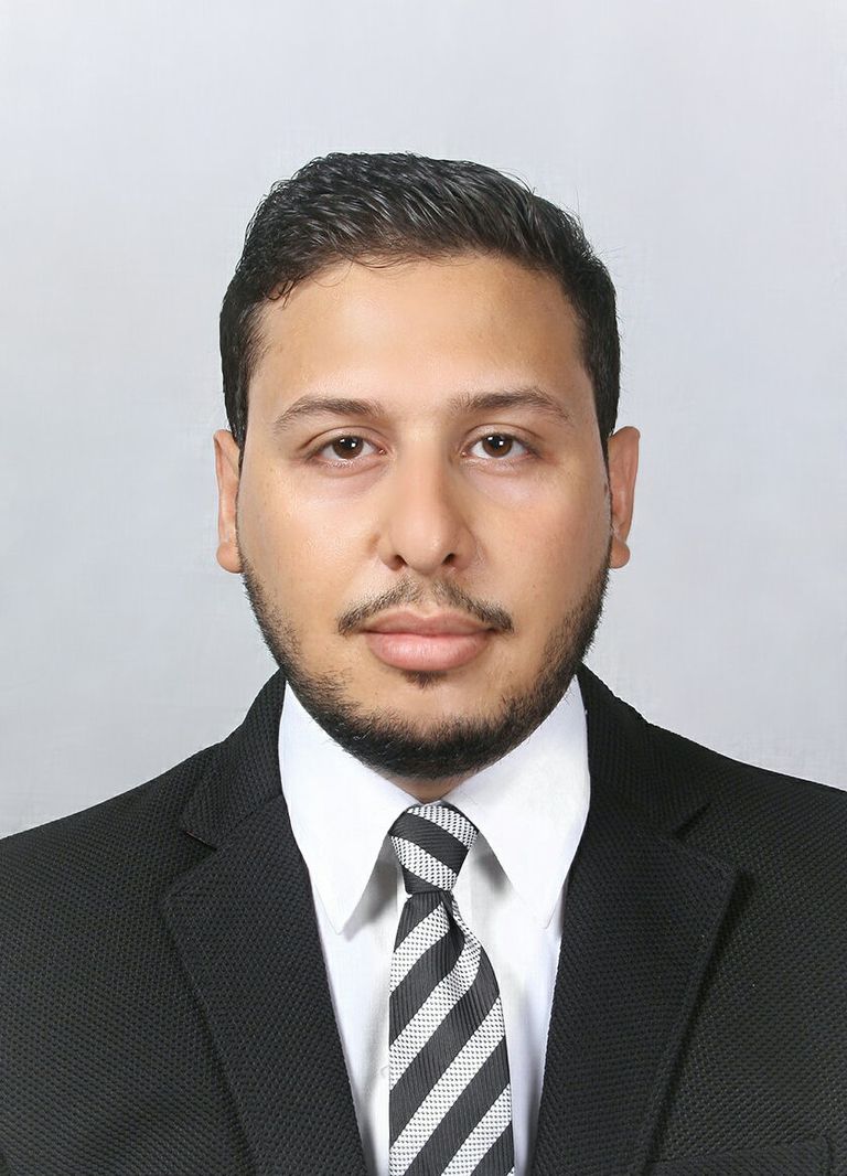 الطبيب طه عزازة شعار مسيرة فرسان القافلة الوردية