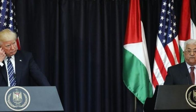 الرئيسان الأمريكي ترامب والفلسطيني محمود عباس - أرشيفية