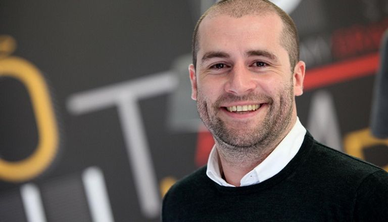 بول ميتشل ديلي آلي