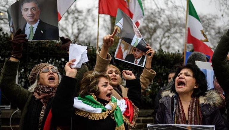 محتجون ضد النظام الإيراني في أوروبا