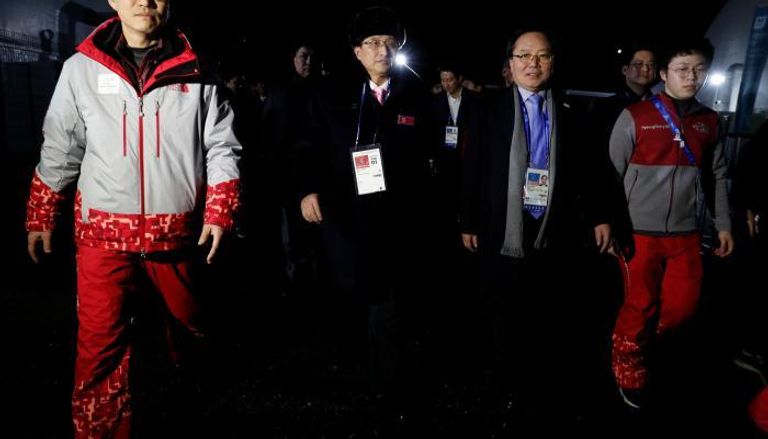 الفريق الأولمبي الكوري الشمالي أثناء زيارته لكوريا الجنوبية - رويترز