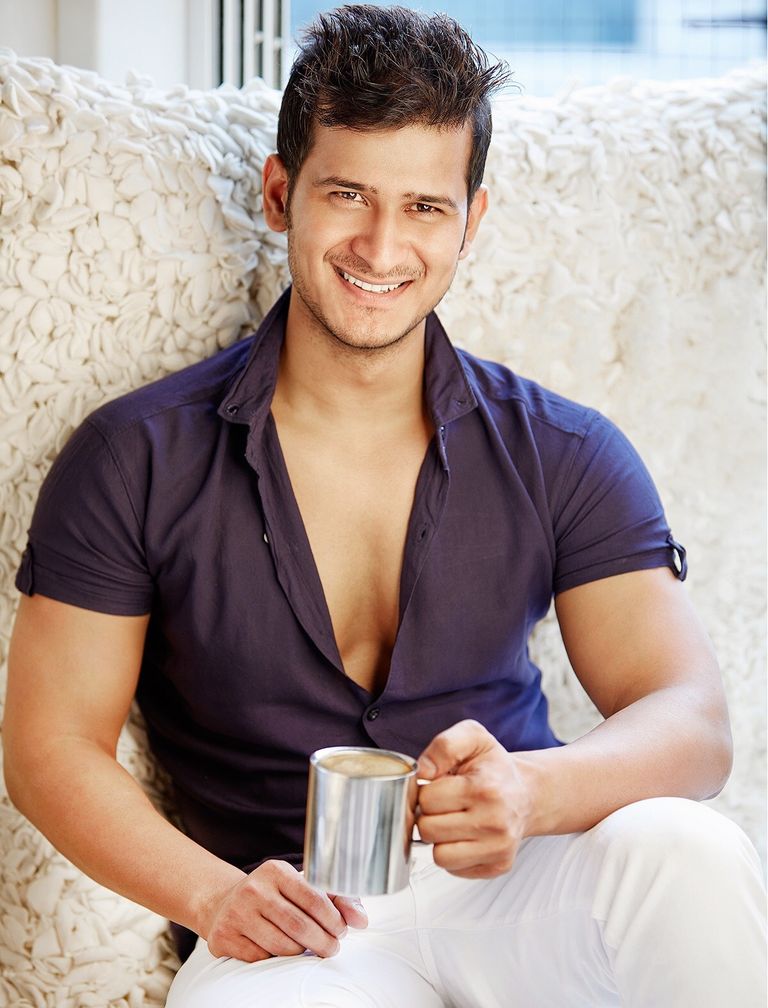 أبرام بانداي الفنان الهندي أبرام بانداي حقق نجومية في وقت قصير