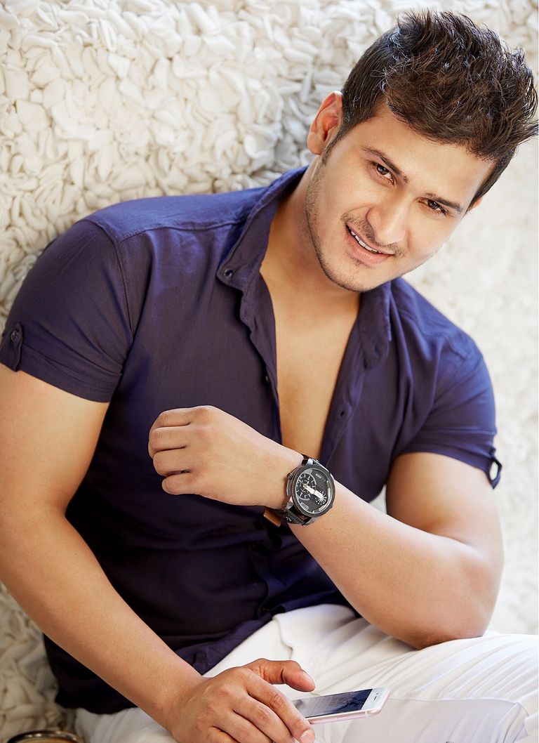 الفنان الهندي أبرام بانداي حقق نجومية في وقت قصير