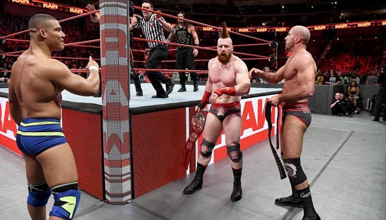 جوردان خلال تدخله في النزال