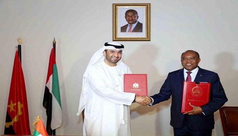 الدكتور سلطان بن أحمد الجابر وزير الدولة الإماراتي مع رئيس أنجولا