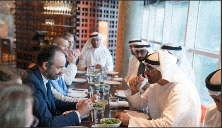 محمد بن زايد يبحث مع رئيس الوزراء الفرنسي تعزيز علاقات التعاون وسبل تطويرها ومجمل القضايا الاقليمية والدولية الشيخ محمد بن زايد آل نهيان ورئيس وزراء فرنسا