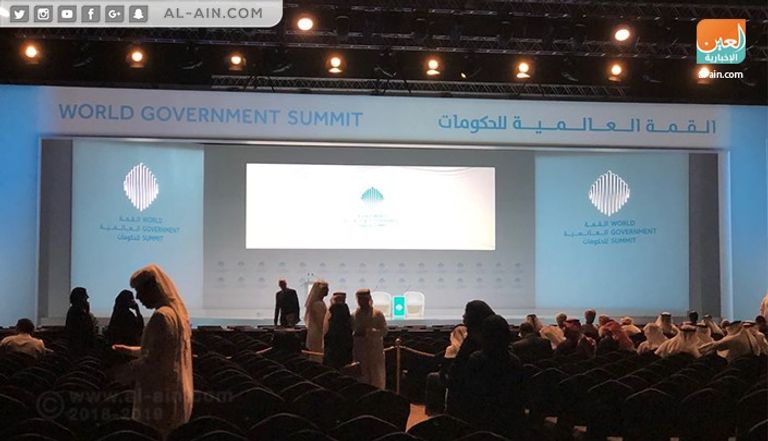 استعدادات قبل انطلاق القمة محمد القرقاوي - وزير شؤون مجلس الوزراء والمستقبل بدولة الإمارات