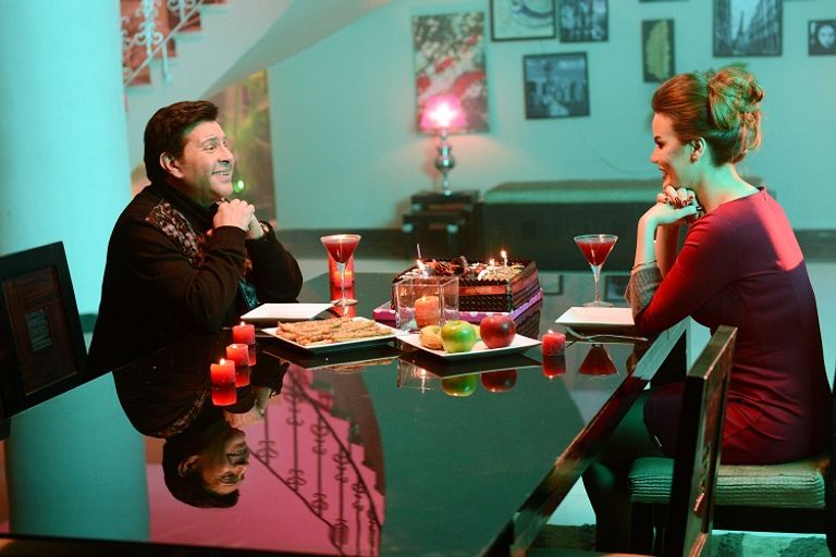 هاني شاكر يحتفل