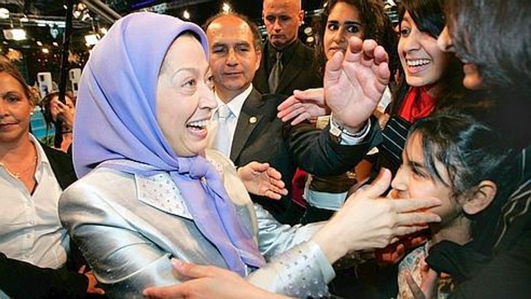 مؤتمر سابق للمعارضة الإيرانية في باريس