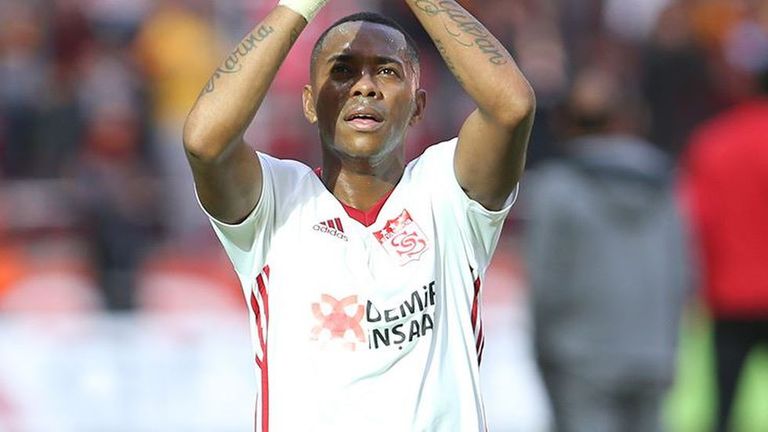 روبينيو الكاميروني صامويل إيتو