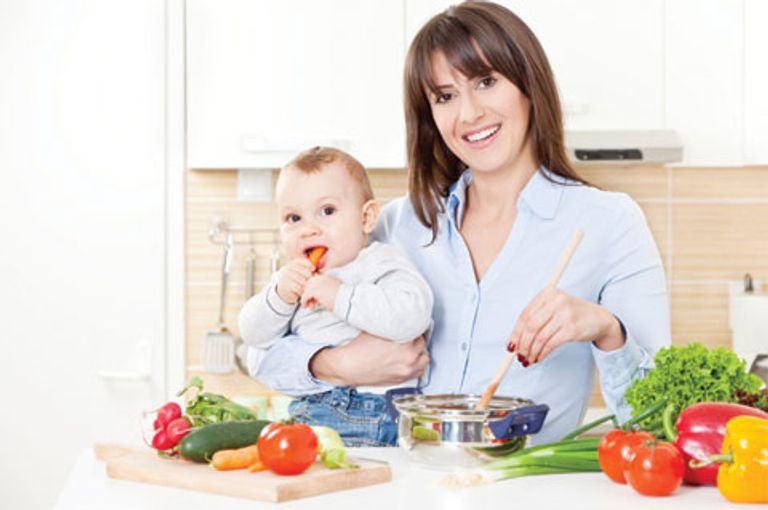 الأم المرضعة تحتاج للتغذية الجيدة حفاظا على صحتها وصحة الجنين