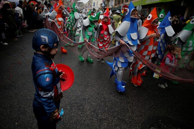 كرنفال برتغالي يسخر من ترامب وبوتين وكيم جونج أون