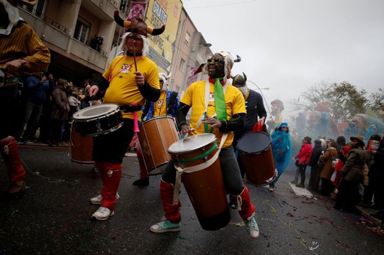 كرنفال برتغالي يسخر من ترامب وبوتين وكيم جونج أون