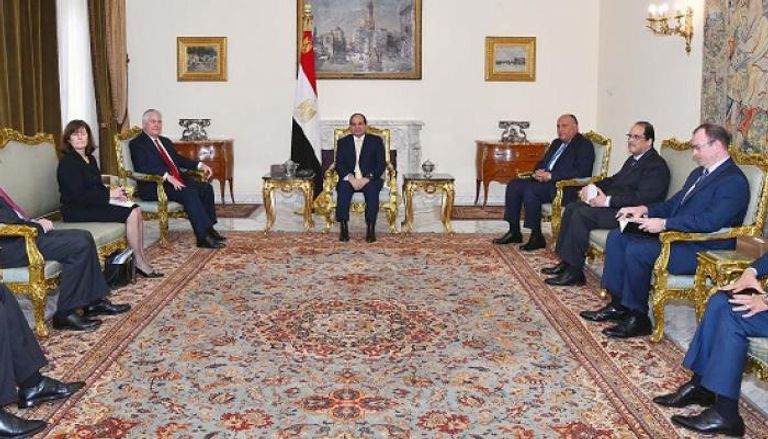 السيسي خلال لقائه تيلرسون جانب من المؤتمر الصحفي لتيلرسون ونظيره المصري سامح شكري
