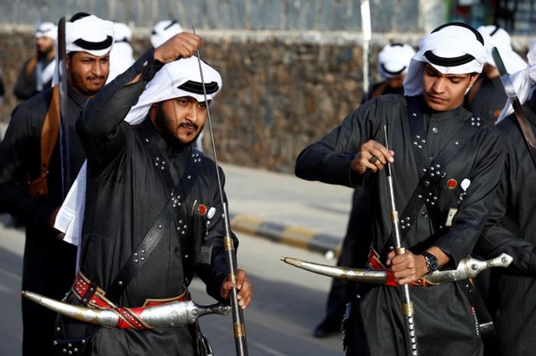 رقصة الانتصارات العسكرية تتألق في مهرجان الجنادرية