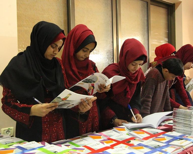 "الضوء المتجول" يرصد معالم غزة الأثرية 