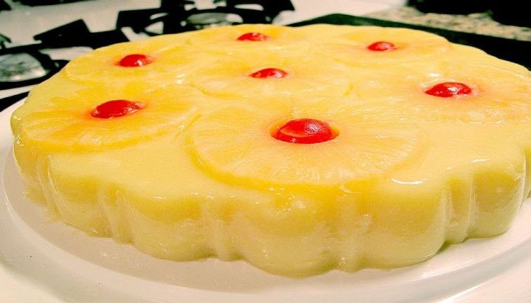 تورتة الجيلي بشرائح الأناناس تورتة الجيلي