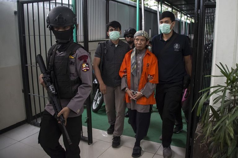 أمان عبد الرحمن أثناء دخول المحكمة أمان عبدالرحمن أثناء دخول المحكمة (أ ف ب)