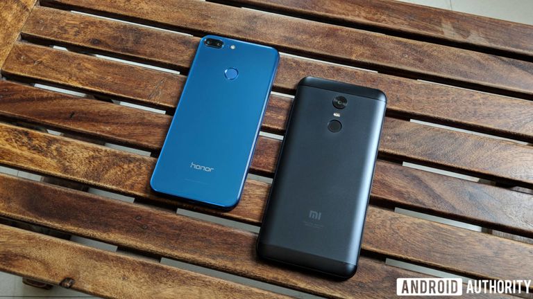 هاتفان جديدان يرفعان حدة المنافسة الهاتفان من "شاومي" منافسان لهاتف هونر لايت ٩