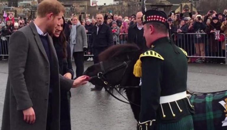 الأمير هاري وخطيبته أثناء زيارة أسكتلندا