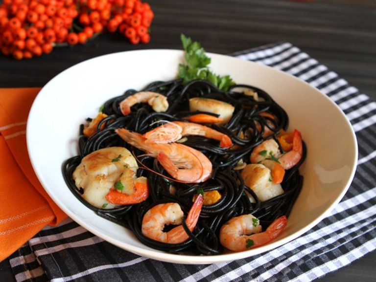 المعكرونة السوداء