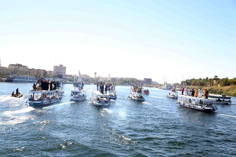 جانب من الفعاليات الفنية بمهرجان أسوان