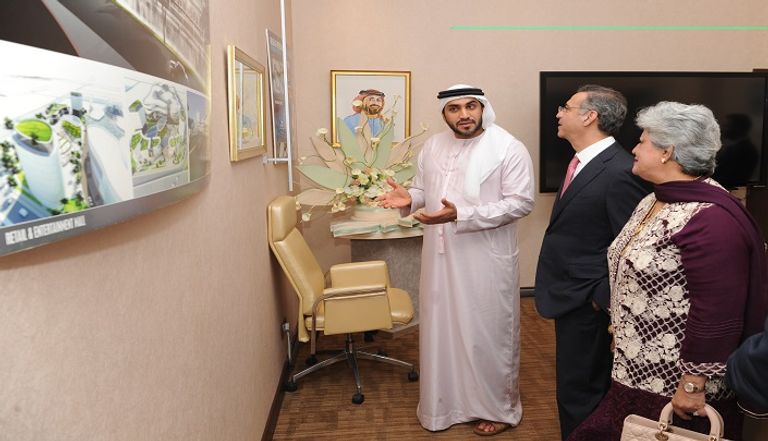 محمد بن فيصل القاسمي يعرض إبداعاته في "ملتقى الخط العربي المعاصر" افتتاح ملتقى الخط العربي المعاصر في دبي