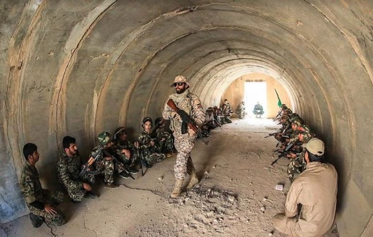 نظام الملالي يجند الأطفال للقتال  أطفال تجندهم إيران لقتال أمريكا