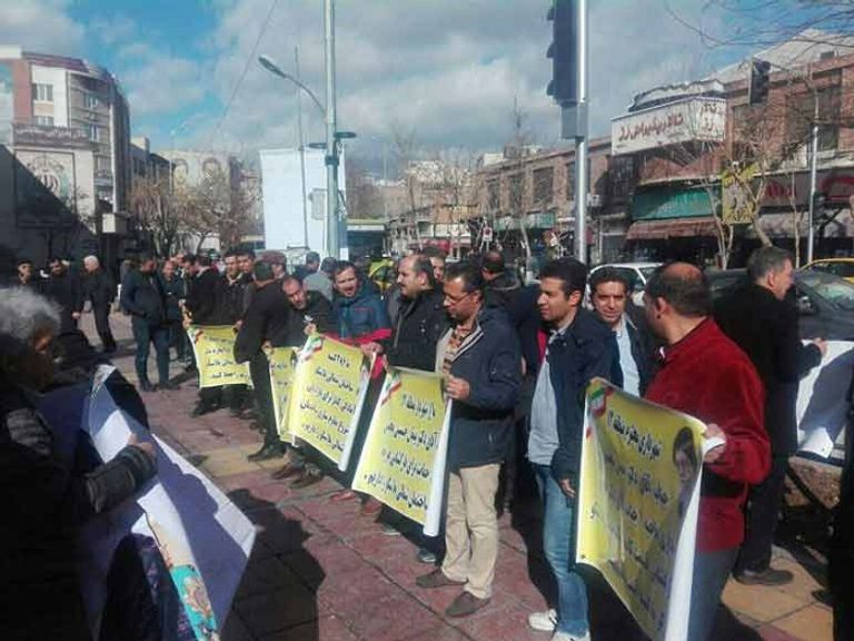 تصاعد الإضرابات العمالية في إيران